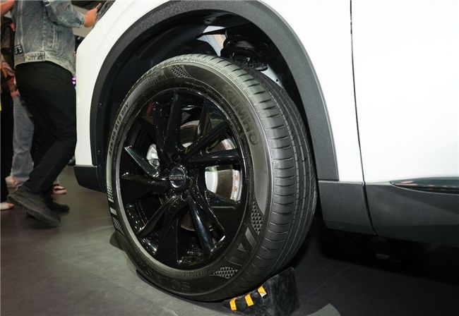 创新科技驱动未来出行，锦湖轮胎实力原配亮相广州车展