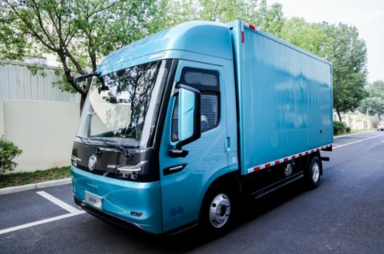 豪车标准造轻卡？欧马可Z即将炸场，身价到底几何？