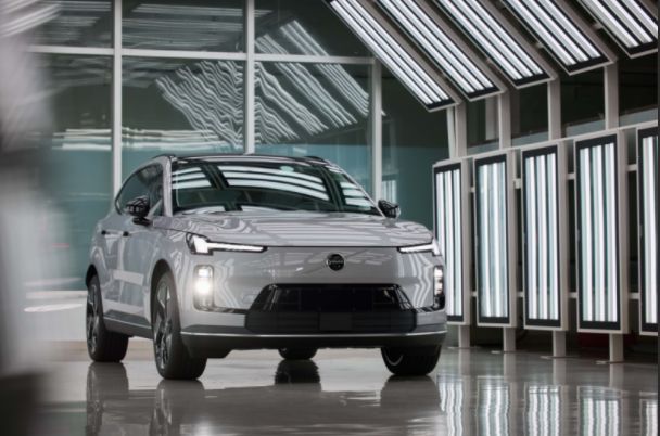 豪华混动新标杆！XC70 热销助力沃尔沃销量保持稳健上扬