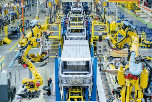 名嘴刘建宏现场助阵,鑫源“产业足球”扎根涪陵的背后