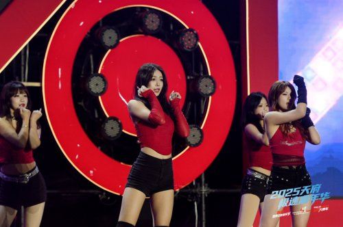 引擎轰鸣，人潮涌动！2025天府极速嘉年华盛大启幕