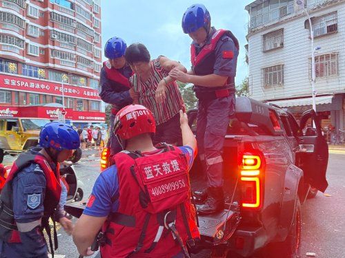 国内出口销量双第一2025年长城皮卡“高质量市占率”定义双料冠军