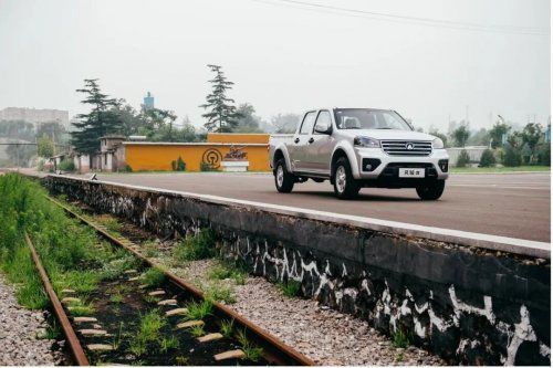 国内出口销量双第一2025年长城皮卡“高质量市占率”定义双料冠军