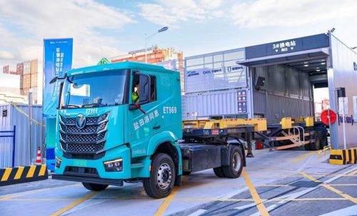 欧曼银河5M换电重卡再次交付盐田港,助力绿色生态港口建设