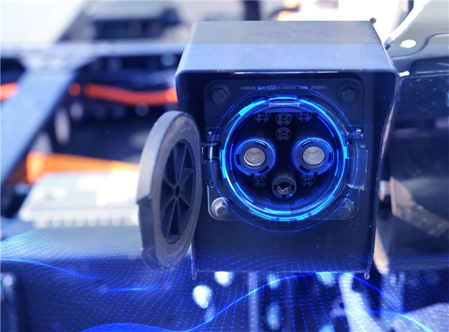 精工打造可靠承载，江淮新能源轻卡EV9拓展建材运输电动化新版图