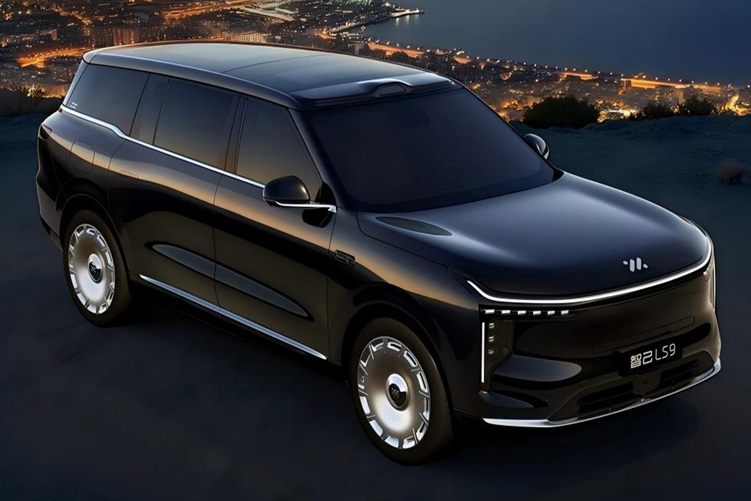 智己LS9 Hyper官图公布 搭全线控转向+三电机矢量四驱