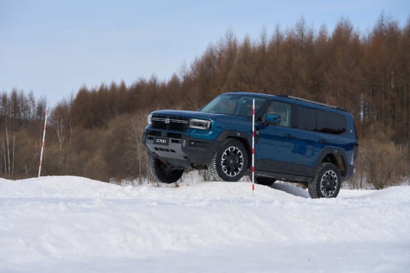 破冰而来 驭境纵横!纵横G700极寒试炼铸就“穿越之王”