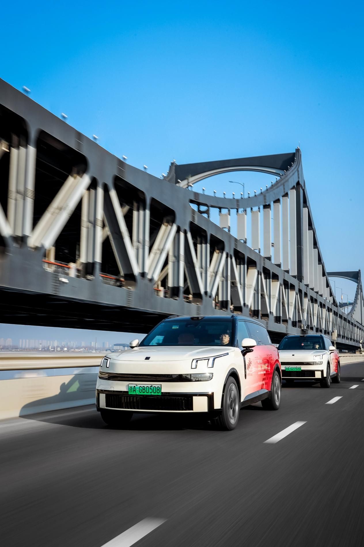 好运加马 领克900焕新出街 燃动杭城街头