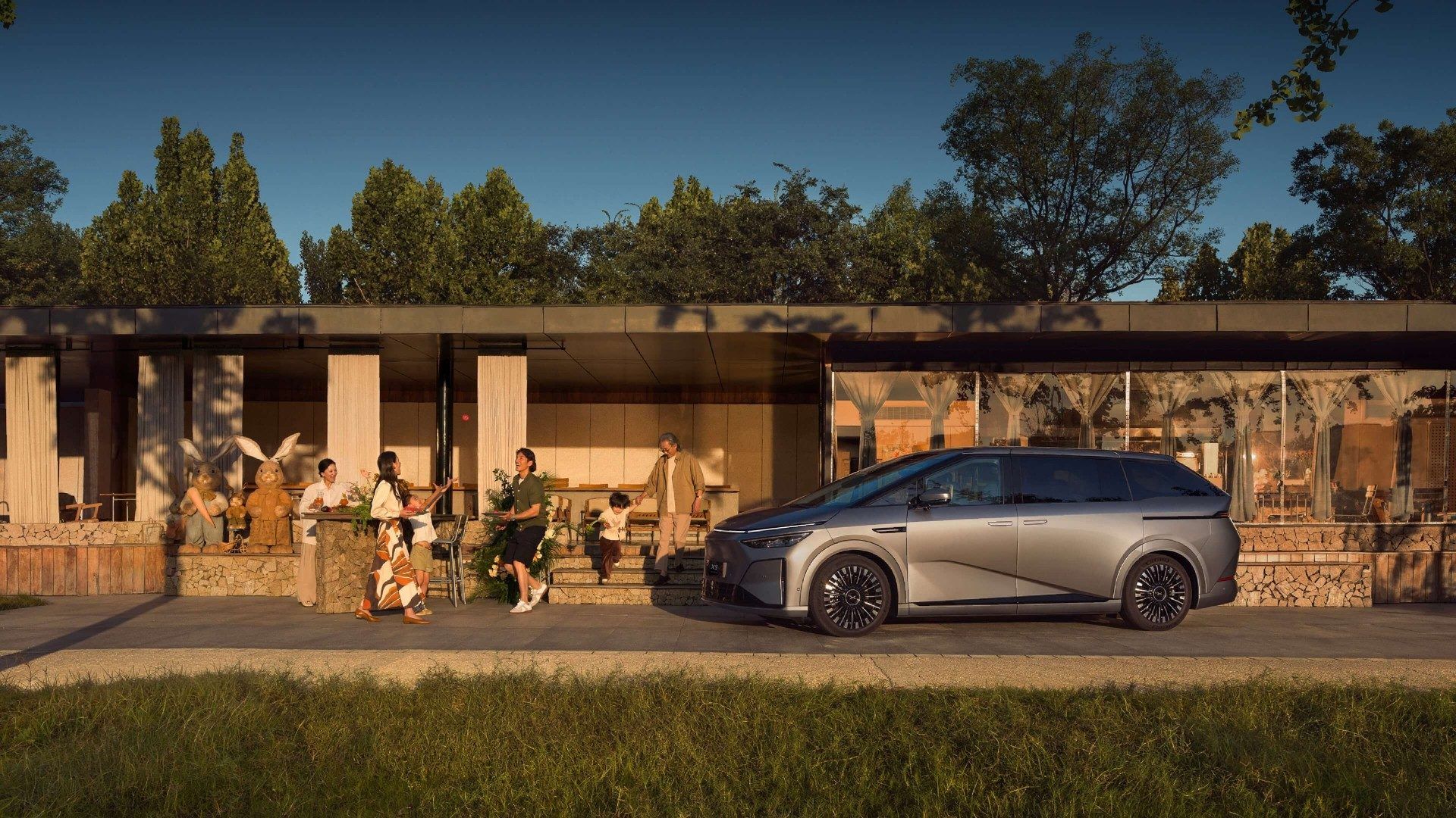 2026款小鹏X9纯电版售30.98万起,第二代VLA即将推送