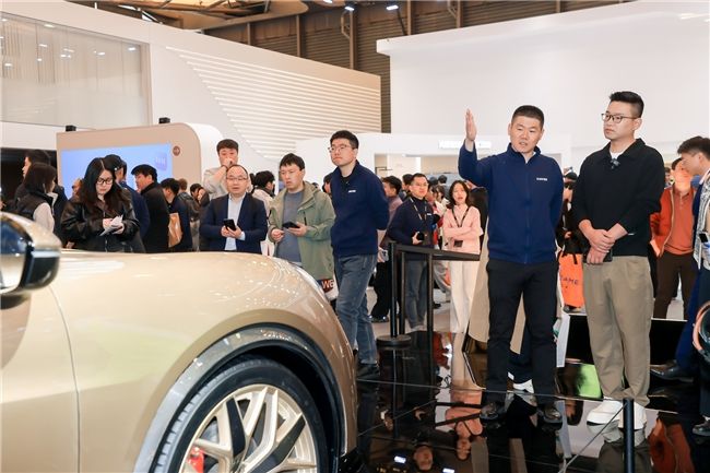 全球首展！探路携两款概念车S10与S11全球首次亮相2026上海AWE