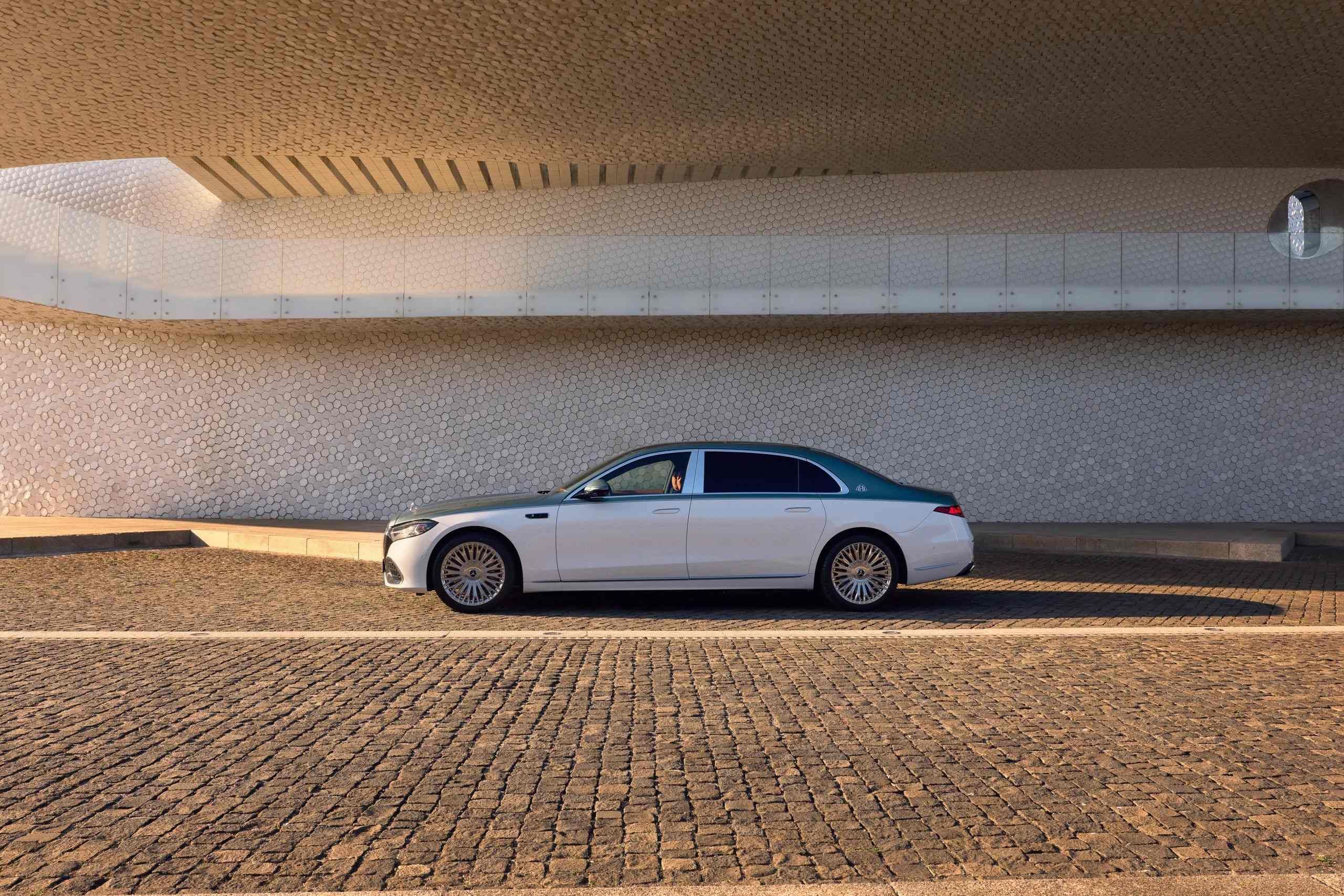 新一代梅赛德斯-迈巴赫S级轿车迎全球首秀