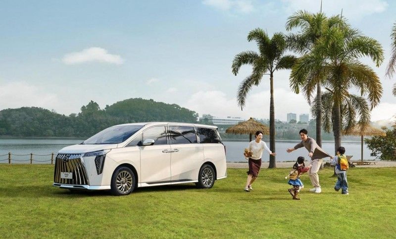 “一字头”MPV为什么如此火爆？2026款M8 HEV成中国家庭首选