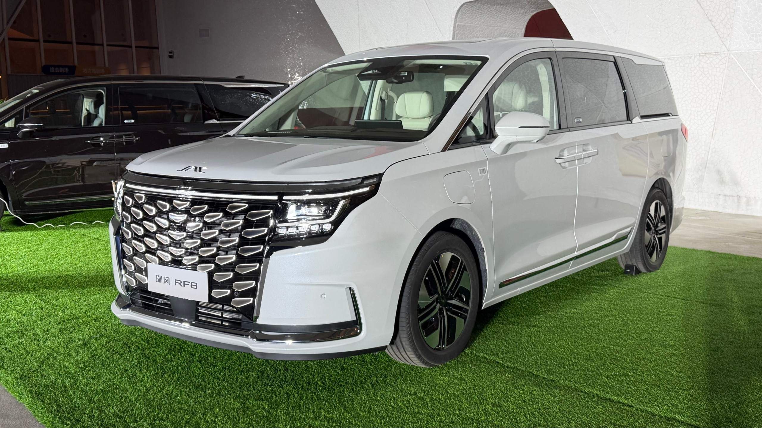瑞风RF8悦享系列上市 推3款车型/限时抢购价17.69万起