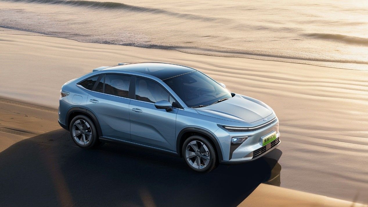 吉利博越REV上市，推3款车型/惊喜价10.79万起