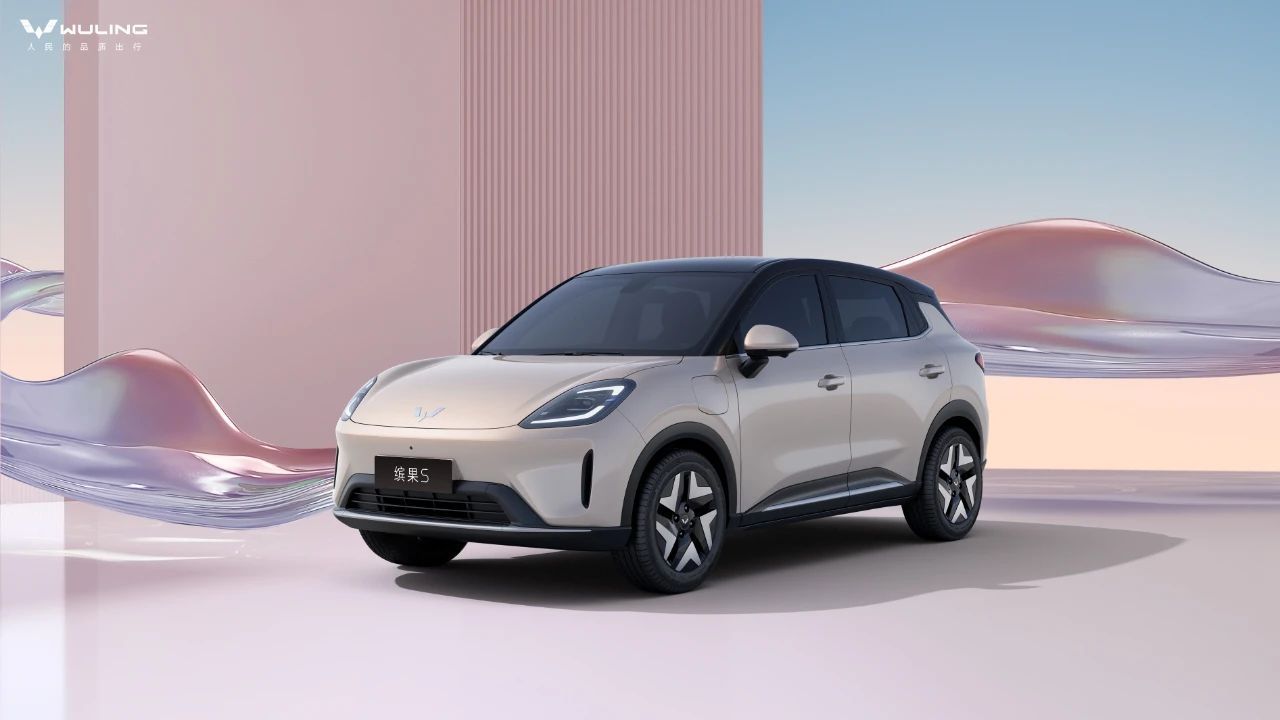 上汽集团发布2025年年报，合并营业总收入6562.4亿元