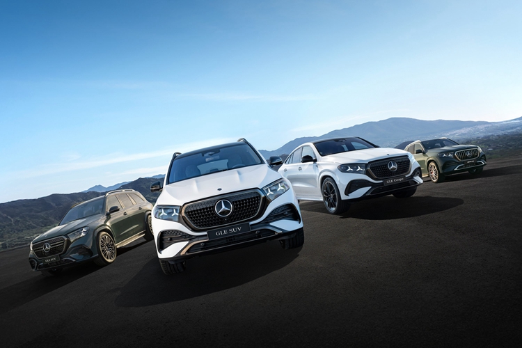 新一代梅赛德斯-奔驰GLS SUV和AMG GLE 53家族全球首秀