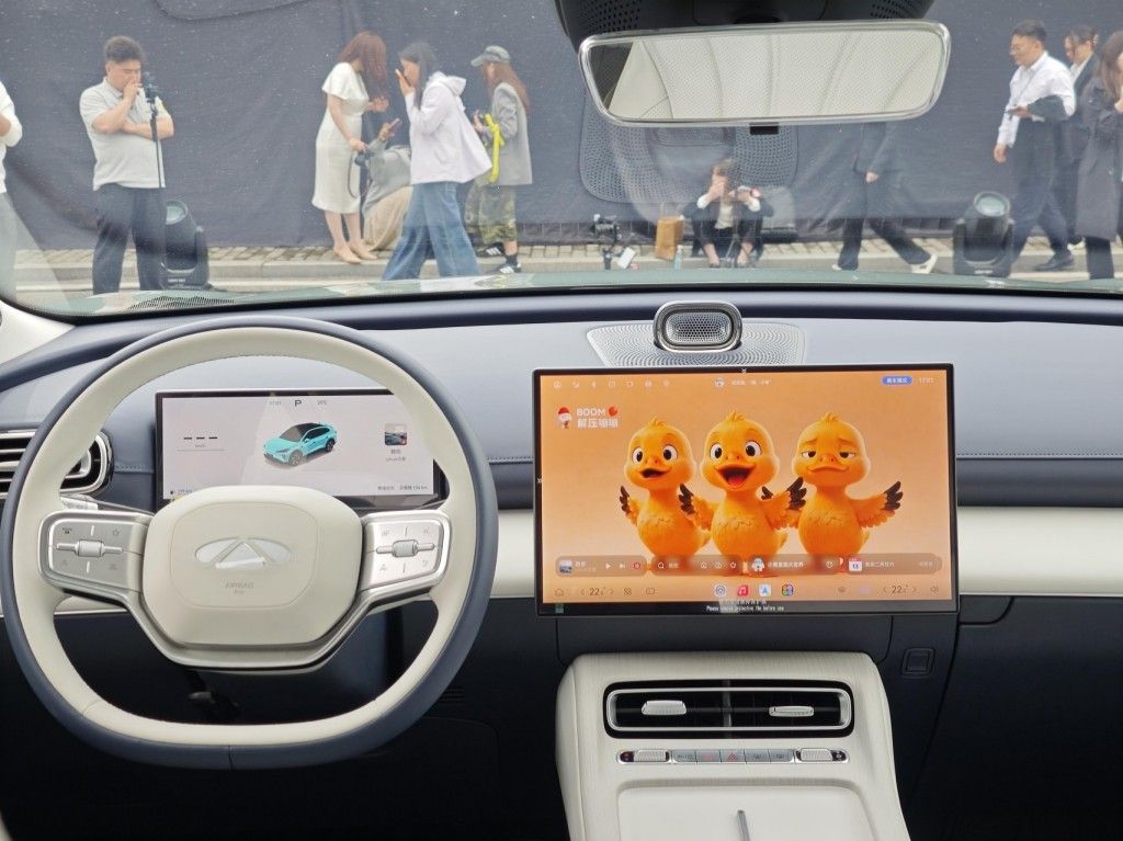 12.99万起！风云T9L大五座SUV定位很精准