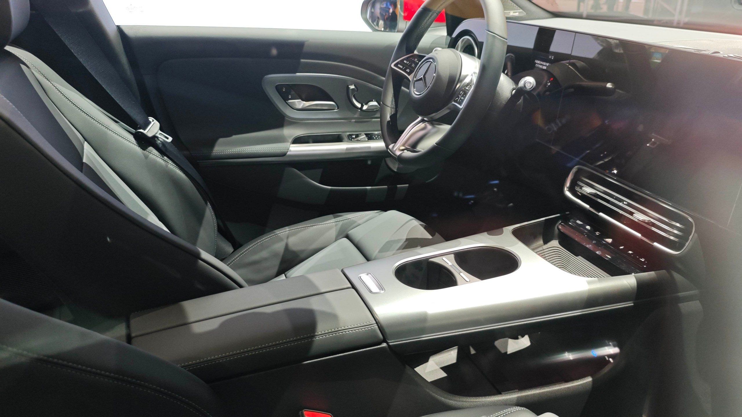 2026北京车展：全新梅赛德斯-奔驰纯电CLA 260 L上市