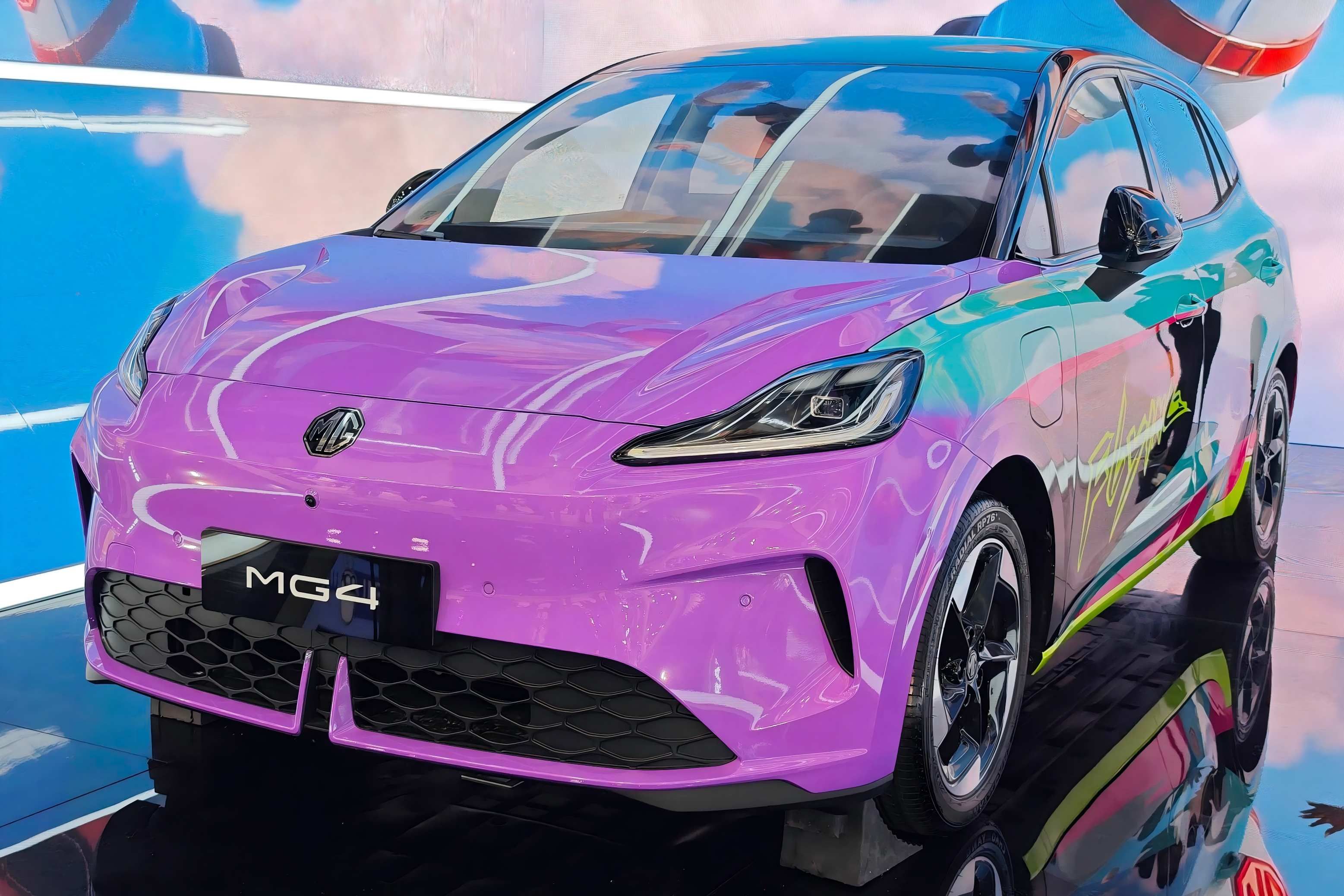 2026北京车展：新款MG4上市，限时补贴6.58万起