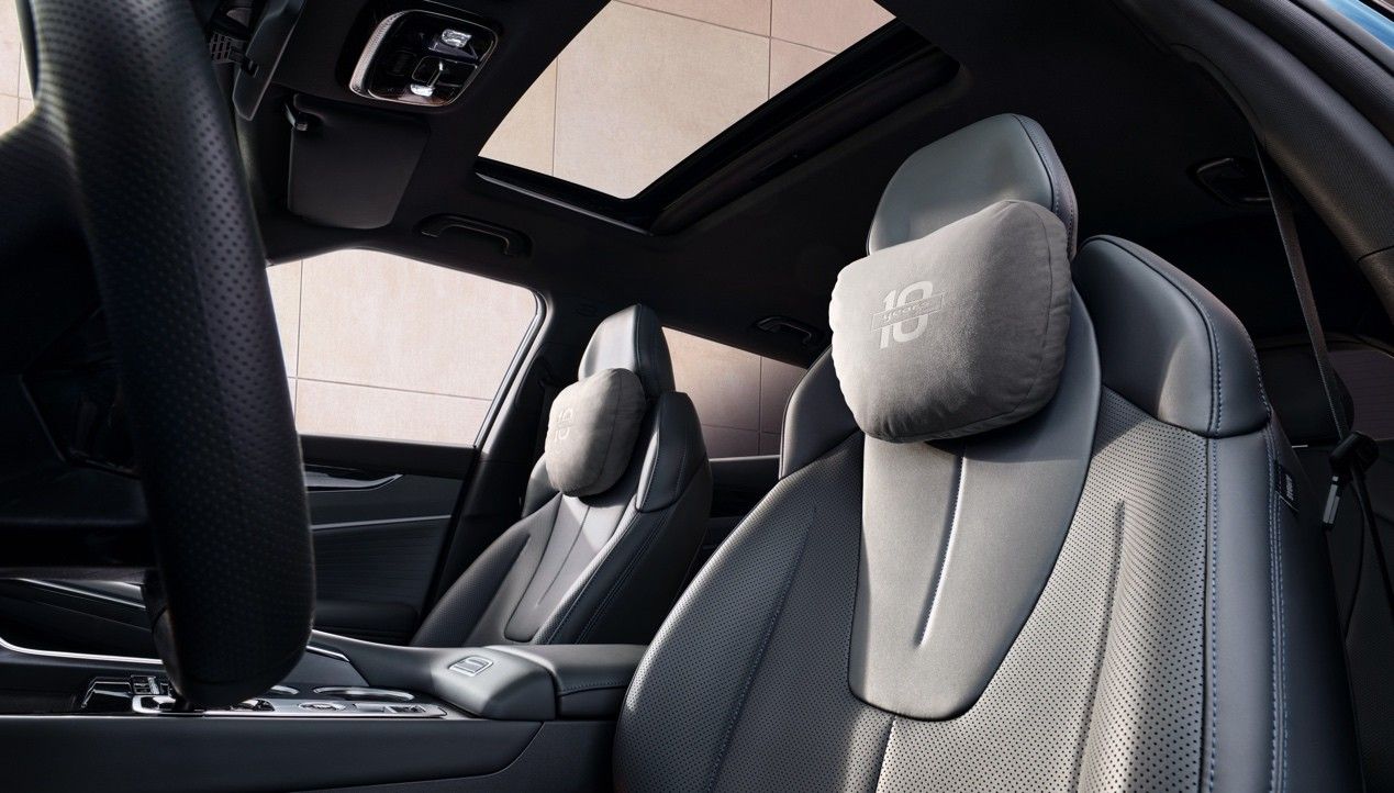 专属焕新设计/配置升级 全新博越十周年冠军版官图公布