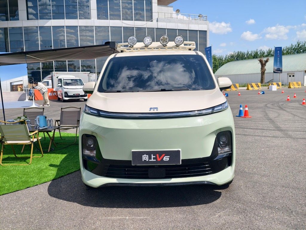 这是一台商用车？鑫源向上V6商用家用都搞定