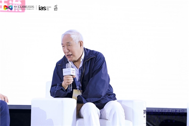 临界与突破：半固态电池大规模落地元年 探寻产业变革价值坐标
