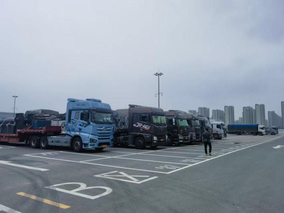 以匠心丈量毫厘，以铁纪守护安全，第23届长春汽博会布展启动