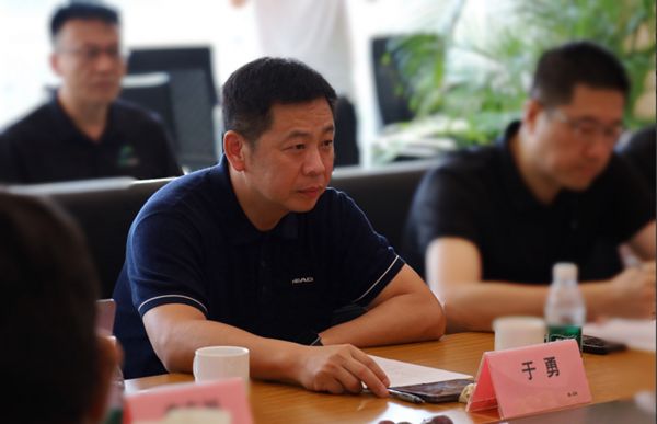 地上铁与宁家服务达成合作推动新能源物流车后市场标准数字化升级
