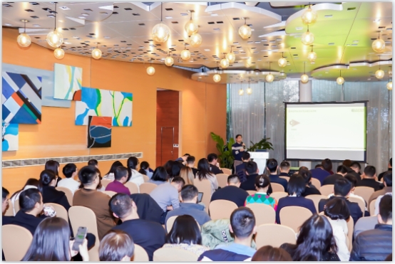 无畏攻坚向难而行！联众优车铁军深耕市场筑牢行业底气