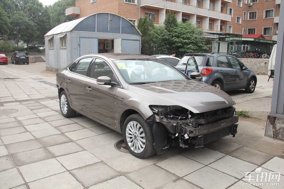 拆车坊第七期 蒙迪欧-致胜拆解