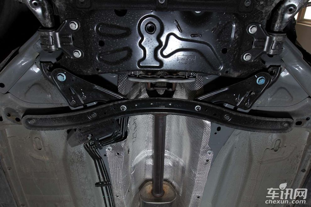 福克斯三厢 1.6l at舒适型 -底盘结构