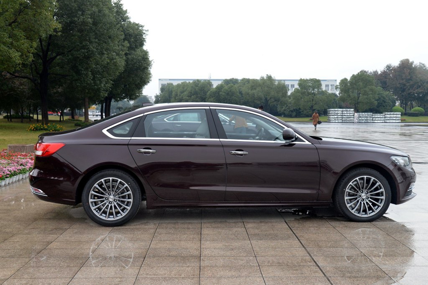 众泰z700北京钜惠销售