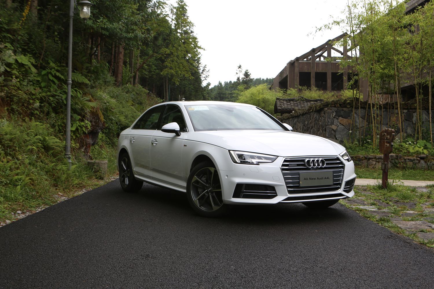 18款奥迪a4l报价 限时团购特惠机不可失秒杀价