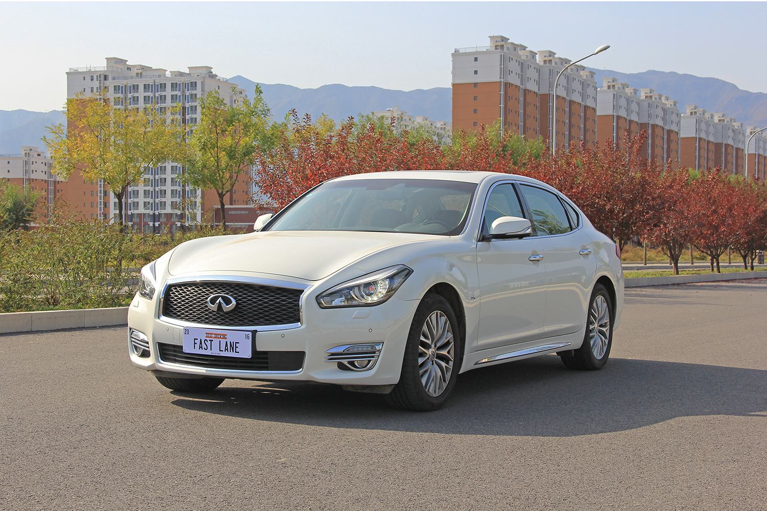 5l 豪华版 报价】英菲尼迪q70l参数_配置_北京运通英菲尼迪-车讯网