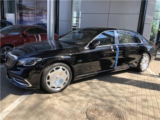 奔驰迈巴赫s680落地价奢华大气优惠价格