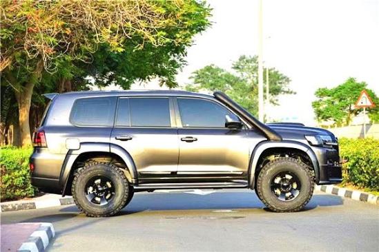 2020款丰田酷路泽4500 改装各种内饰超拉风