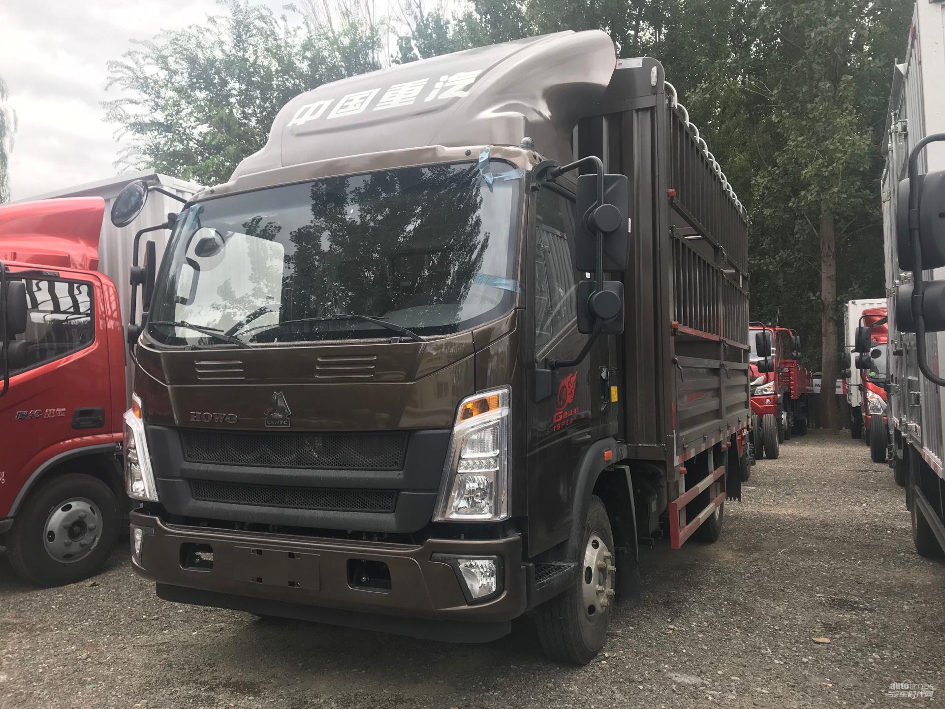 销售电话在文章底部今天给大家介绍一款4米2蓝轻卡配备825重载轮胎的