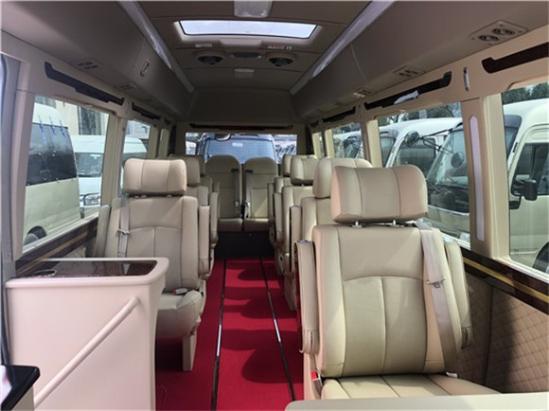 丰田考斯特选择从9到23座不等的座位