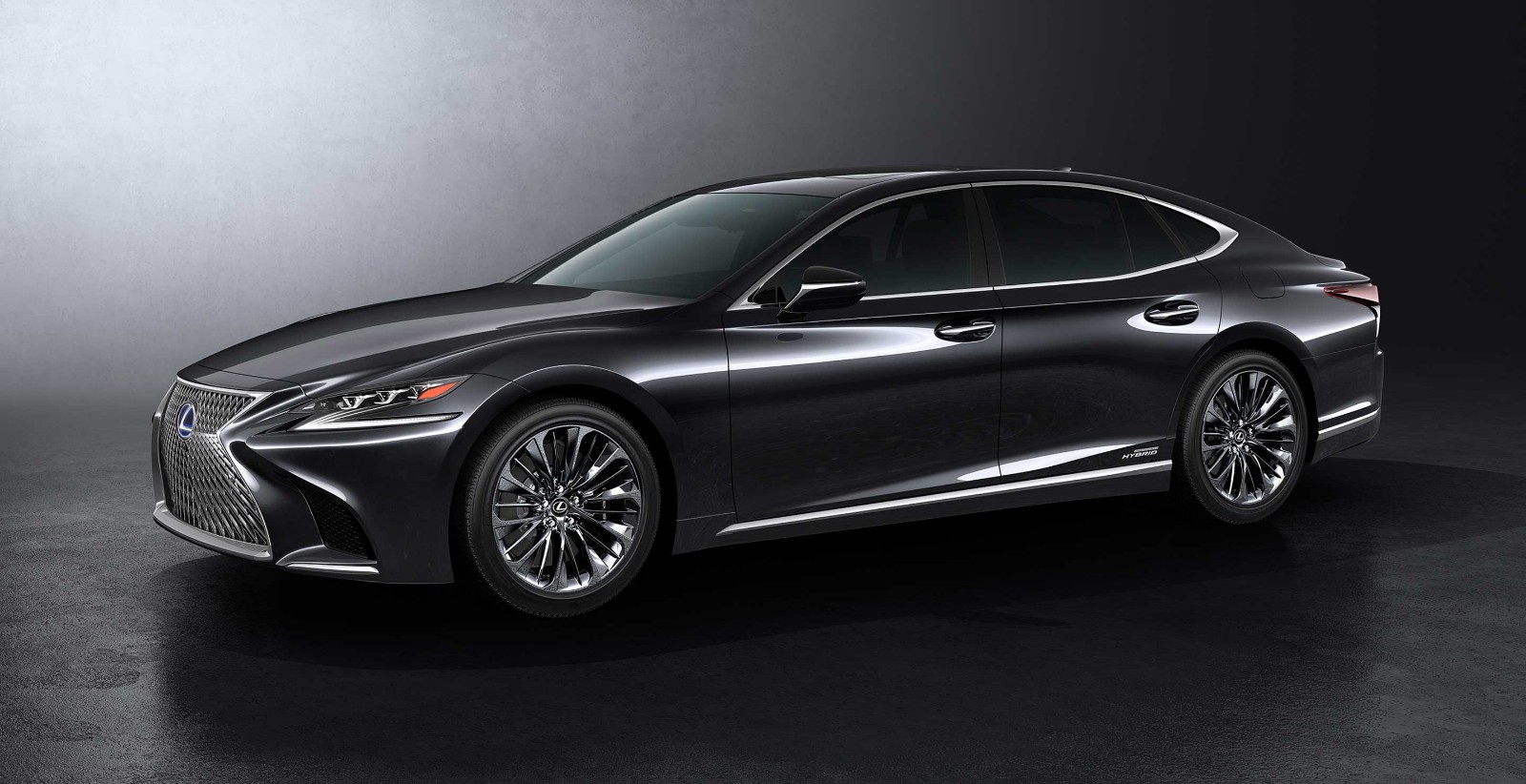 雷克萨斯ls500h低调奢华王者之风范