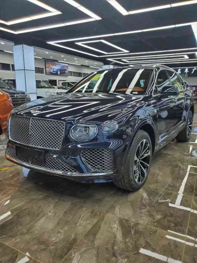 21款宾利添越直降30w剪裁精巧璀璨夺目