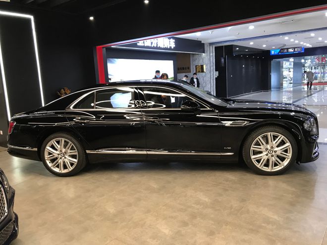 全新宾利飞驰w12现车高清实拍详情解析