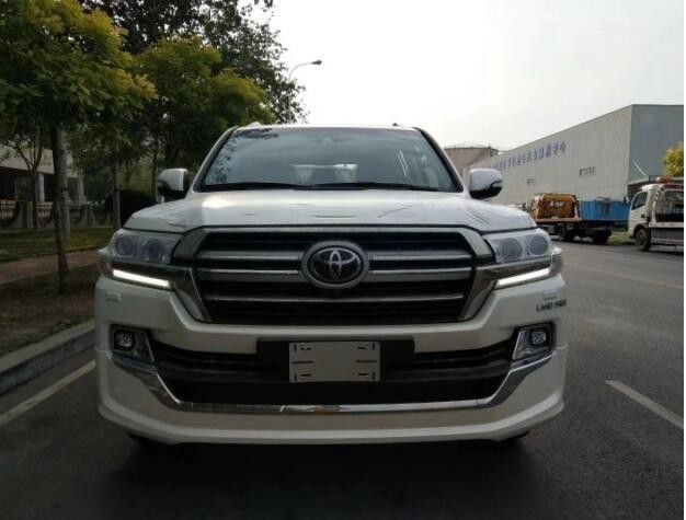 2021全新丰田陆巡5700底盘升降现车促销