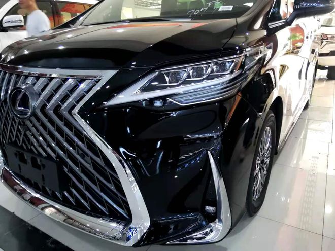 雷克萨斯7座商务车价格凌志4座车报价