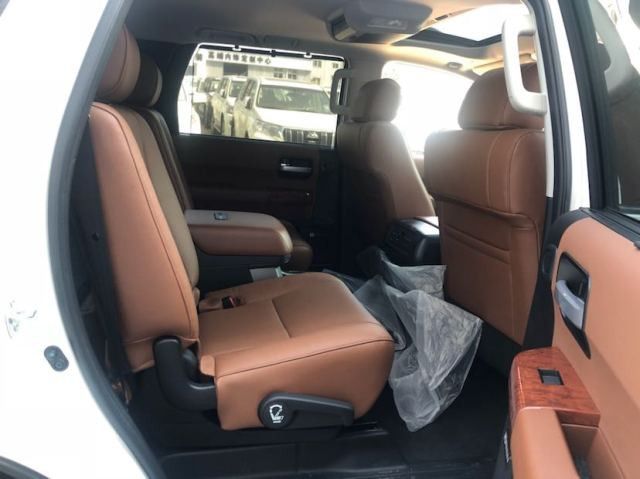 20款全新丰田红杉国六标准底价促销