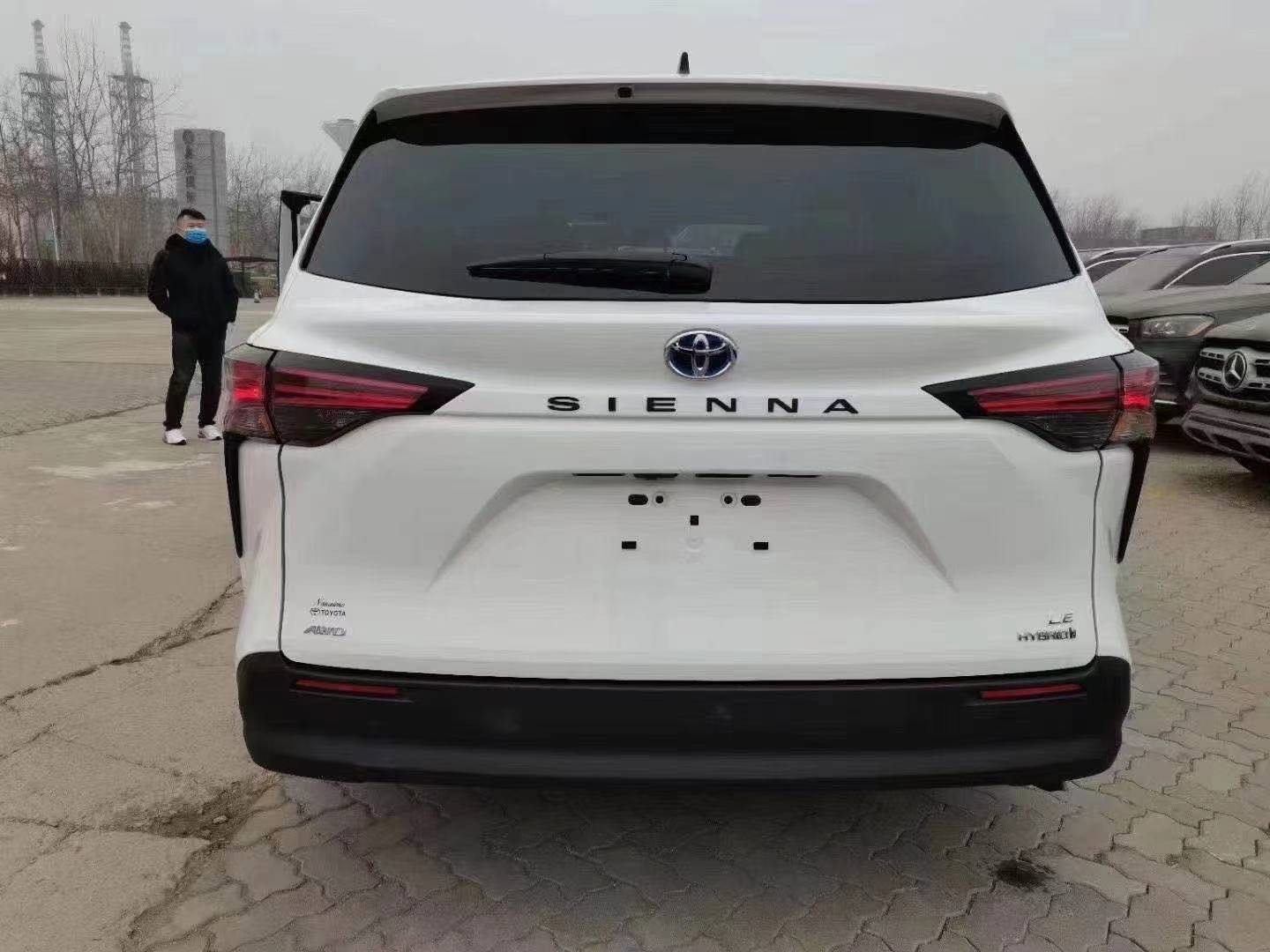 21款丰田塞纳25混动国六预售热销中