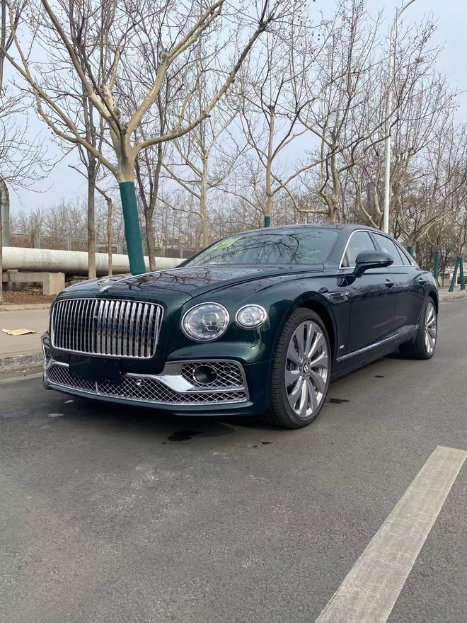 宾利飞驰v8平行进口现车国六最高降30万