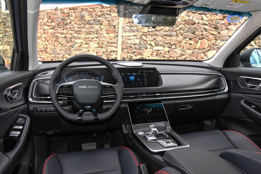 10万级出一款好车不难,难的是双星闪耀    试驾北汽魔方 新北京x7