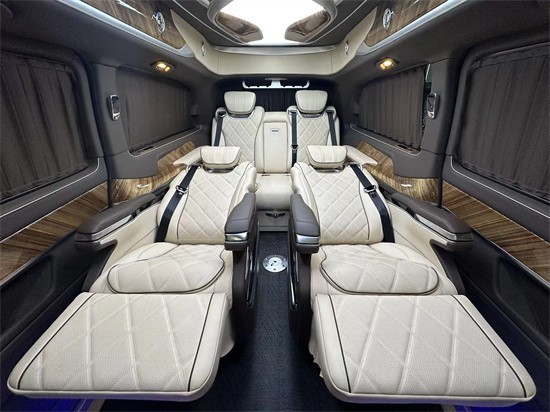 奔驰进口七座商务 高顶璀璨之星版价格
