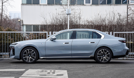 2023款宝马735现车优惠价格天津支持分期