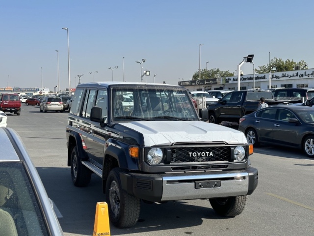 西安24款丰田酷路泽lc76自动挡高配7x